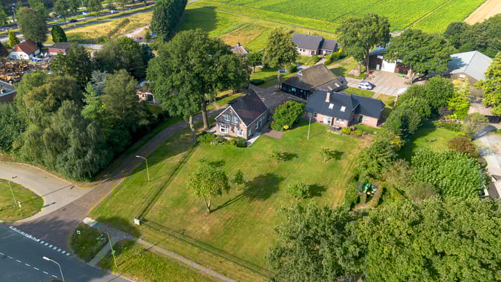 Foto 2 van Langgrafweg 2