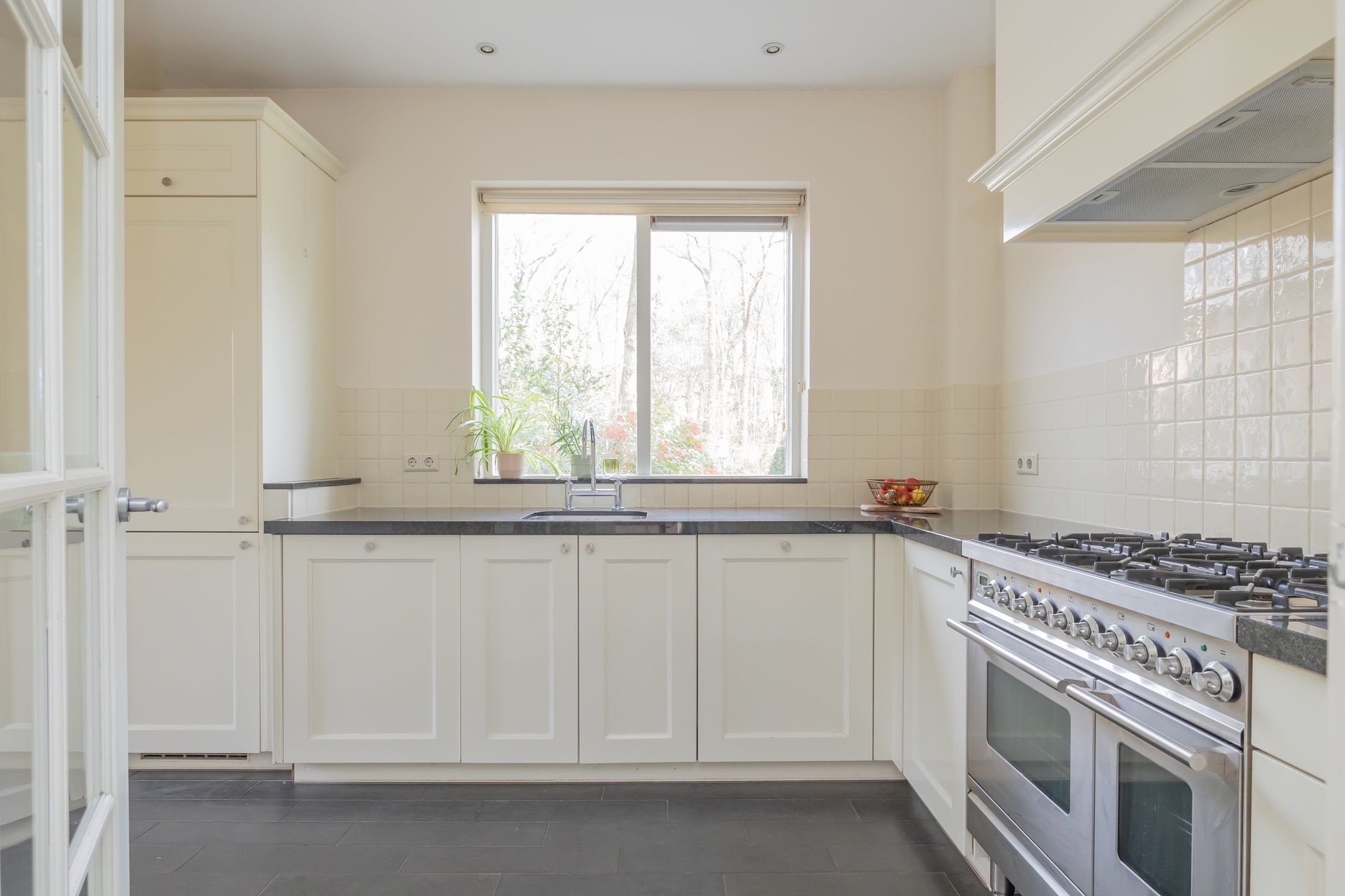 Foto 12 van Rijksstraatweg 83