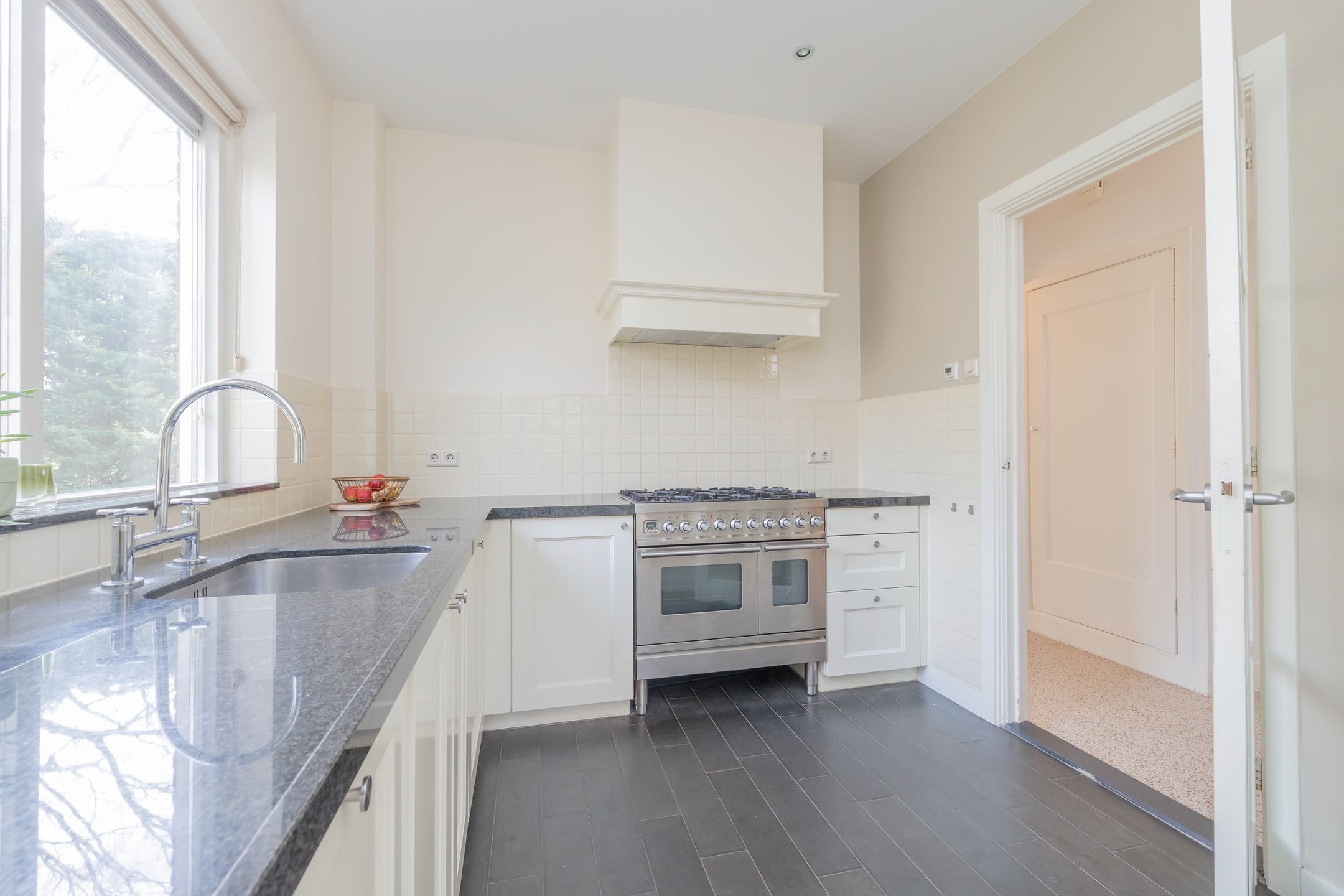 Foto 15 van Rijksstraatweg 83