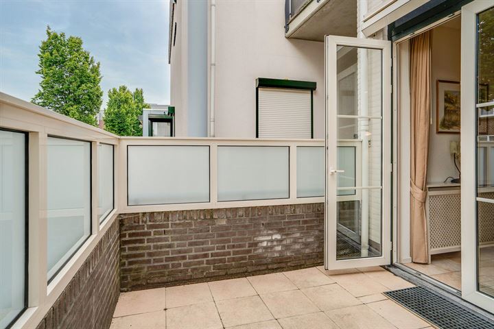 Bekijk foto 19 van Wervelstraat 44