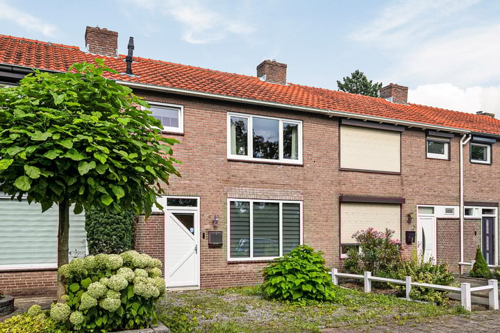 Foto 2 van Vondelstraat 6