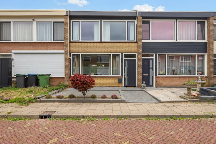 Bekijk foto 1 van Graaf Reinoutstraat 33