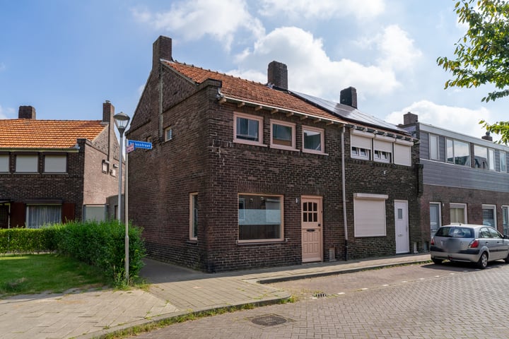 Bekijk foto 1 van Veliusstraat 2