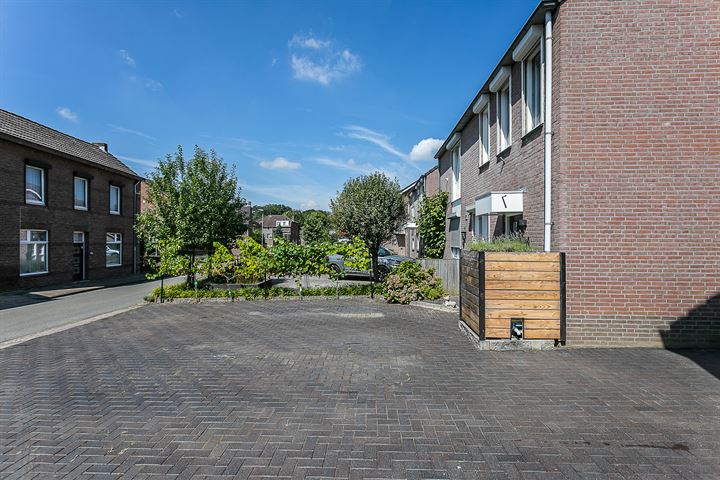 Bekijk foto 32 van Rozenstraat 15-A