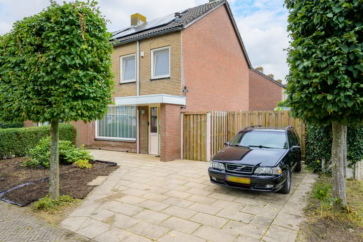 Foto 2 van Lorentzlaan 11