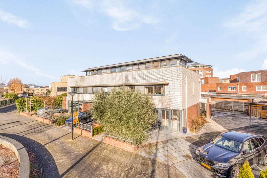 House for sale Kalmoesplantsoen 8 2548 WV Den Haag [funda]