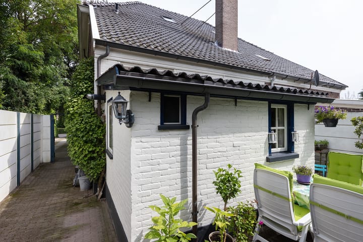 Foto 36 van Stationsweg 12