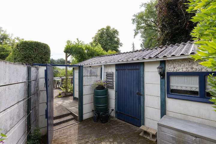 Foto 38 van Stationsweg 12