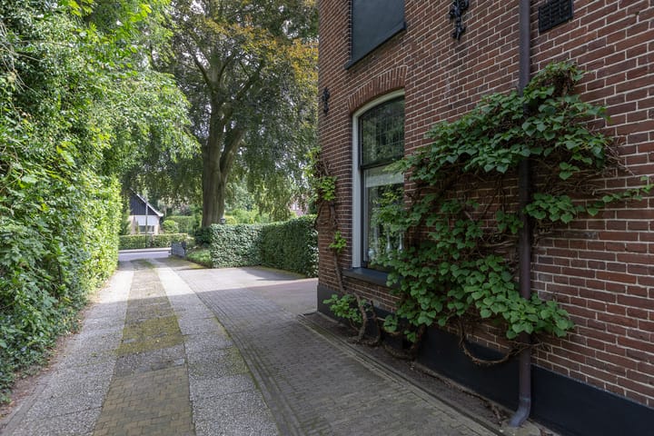 Foto 44 van Stationsweg 12