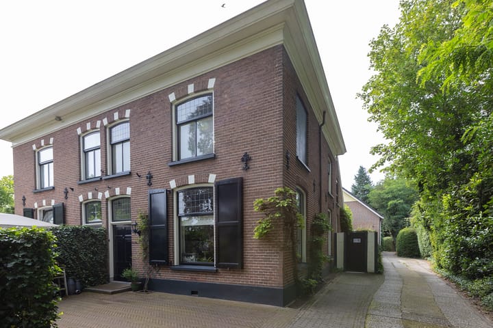 Foto 45 van Stationsweg 12