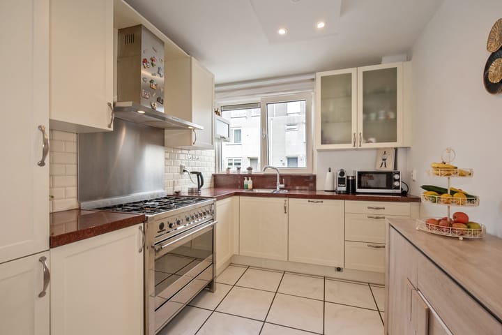 Foto 15 van Meloengeel 7