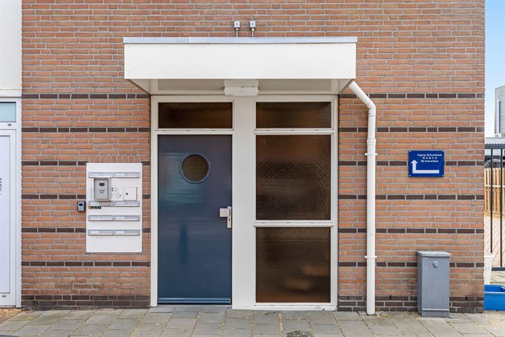 Bekijk foto 2 van Schoolstraat 13