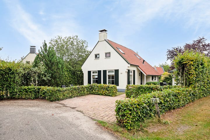 Foto 2 van Midden Peelweg 5-236