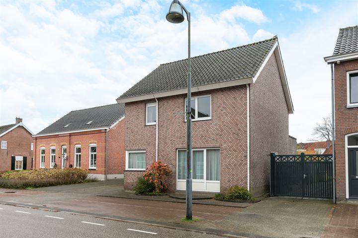 Bekijk foto 4 van Dorpsstraat 33