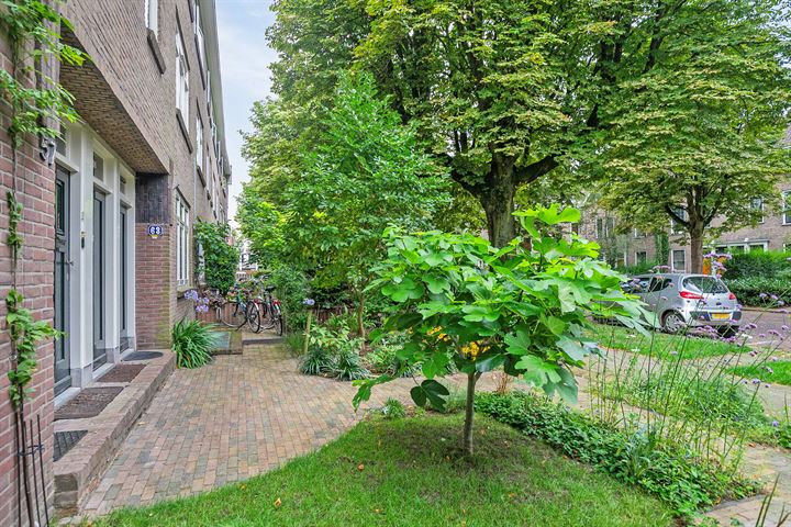 Bekijk foto 47 van Van Oldenbarneveldtstraat 59