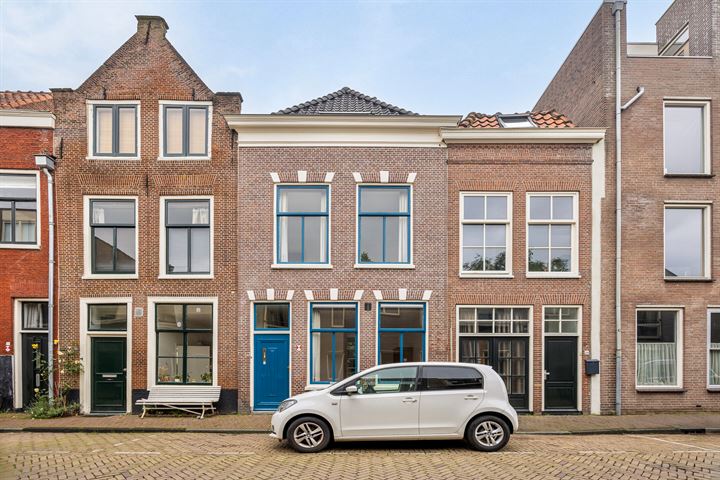 View photo 1 of Langestraat 22