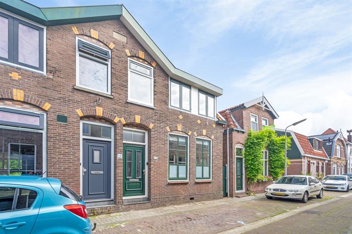 View photo 26 of De Ruyterstraat 14