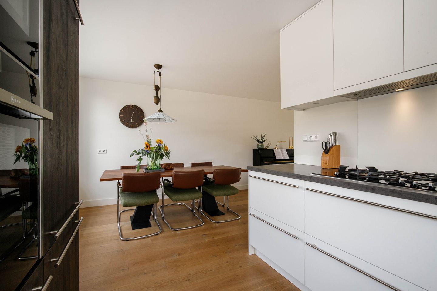 Foto 4 van Burgemeester Huijbrechtstraat 27