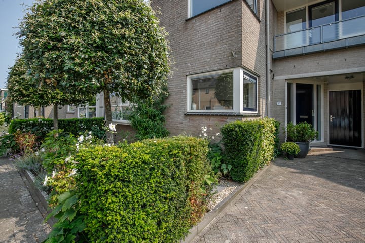 Foto 6 van Burgemeester Huijbrechtstraat 27