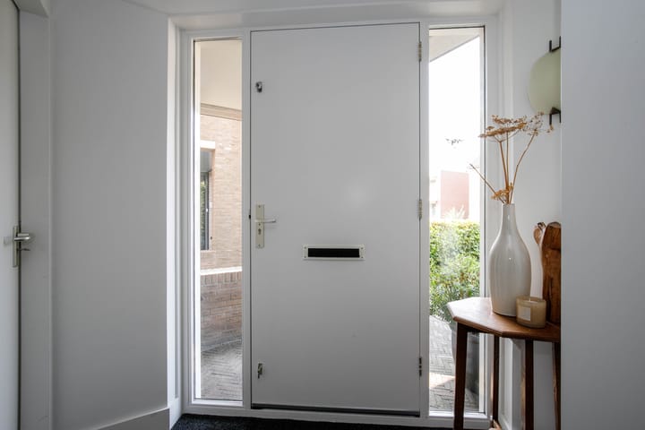 Foto 8 van Burgemeester Huijbrechtstraat 27