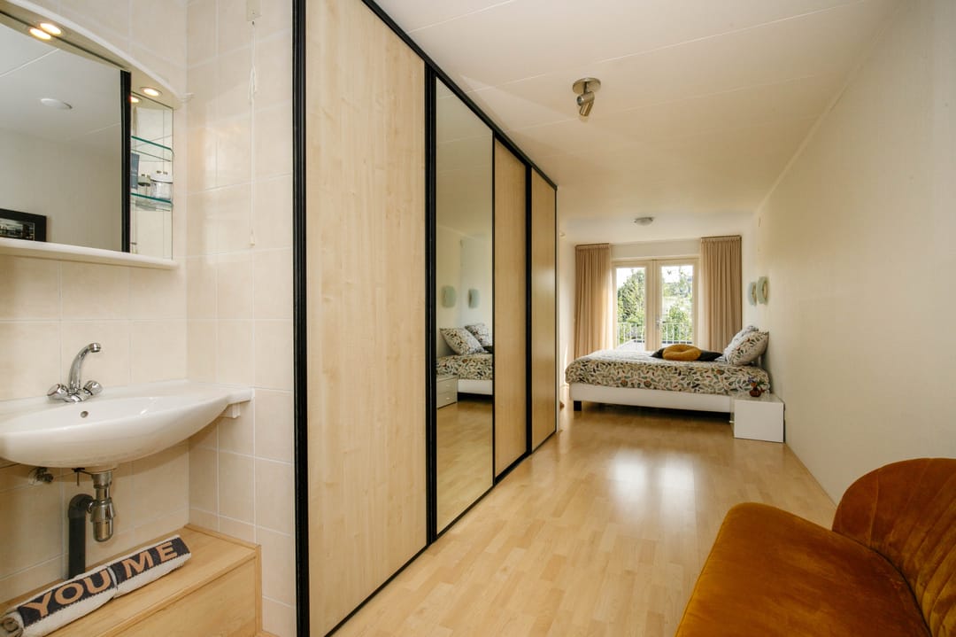 Foto 28 van Burgemeester Huijbrechtstraat 27