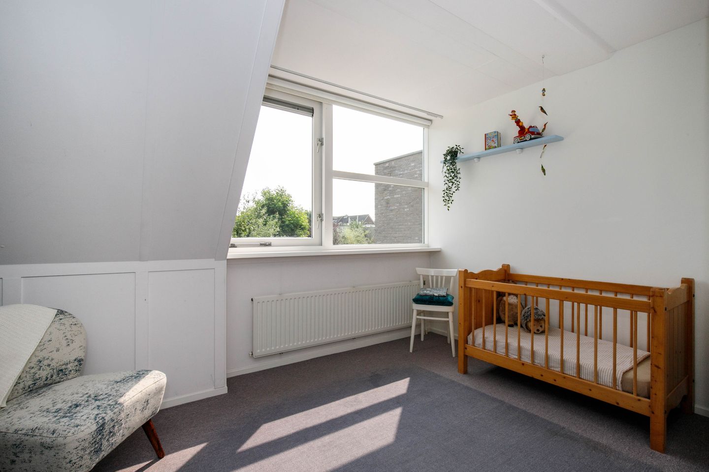 Foto 35 van Burgemeester Huijbrechtstraat 27