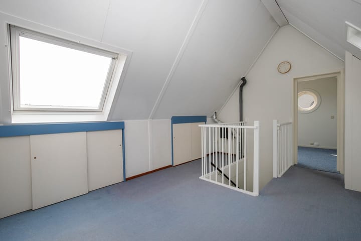 Foto 38 van Burgemeester Huijbrechtstraat 27