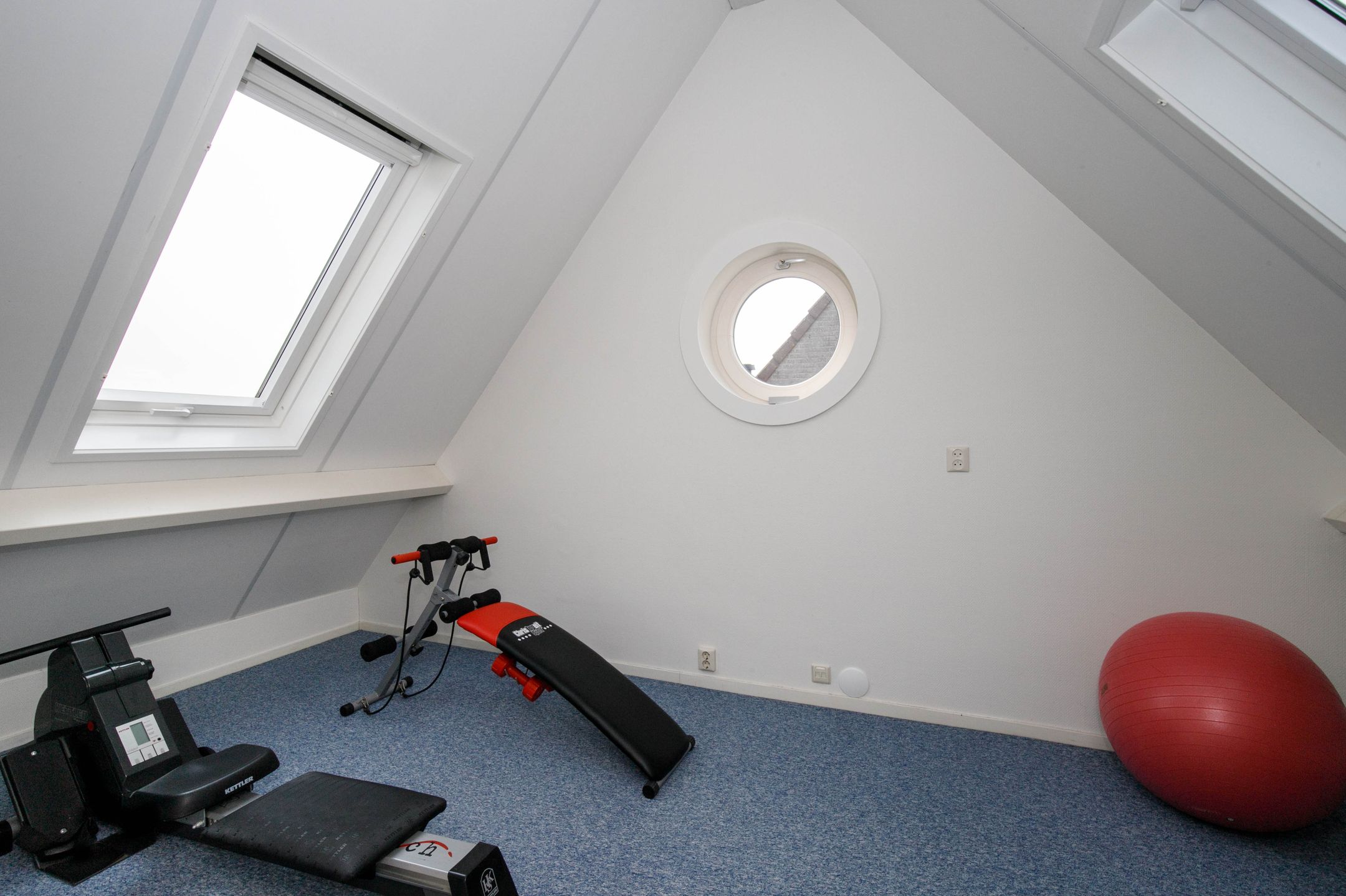 Foto 39 van Burgemeester Huijbrechtstraat 27