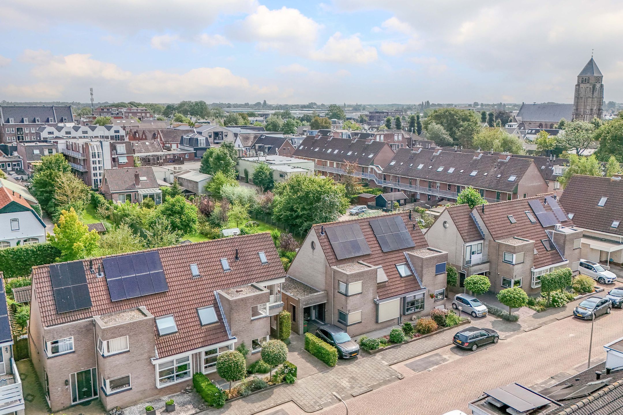 Foto 42 van Burgemeester Huijbrechtstraat 27