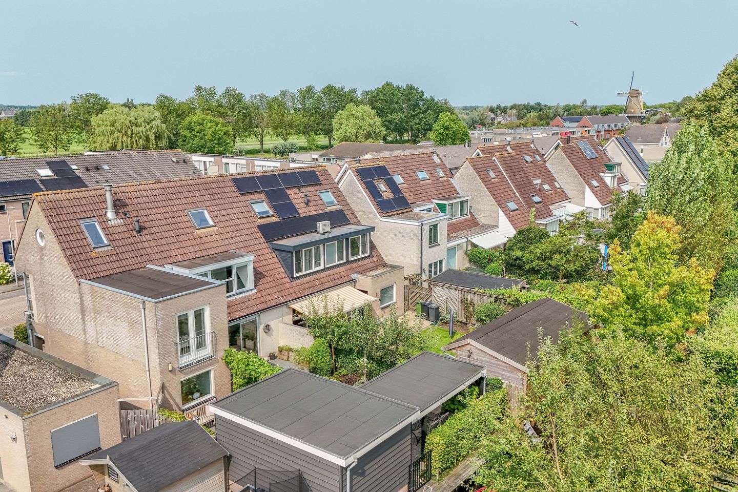 Foto 44 van Burgemeester Huijbrechtstraat 27