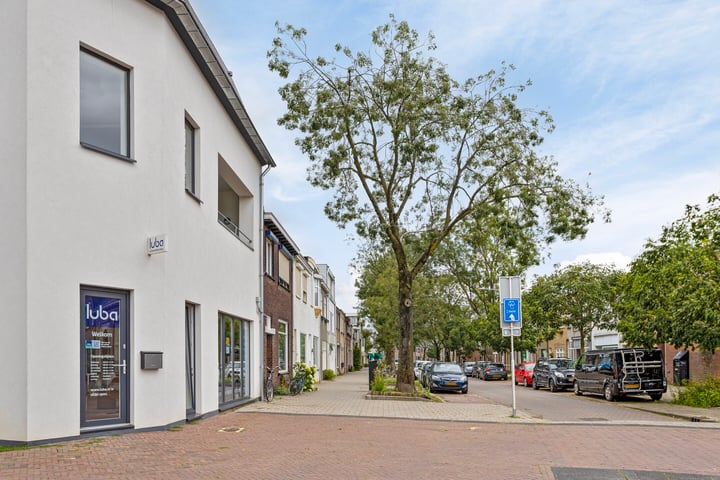 View photo 3 of Noord-Besterdstraat 70-02