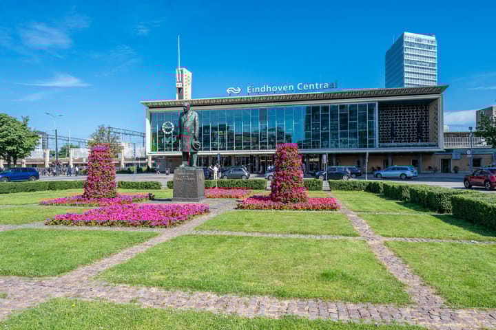 Foto 36 van Stationsplein 51