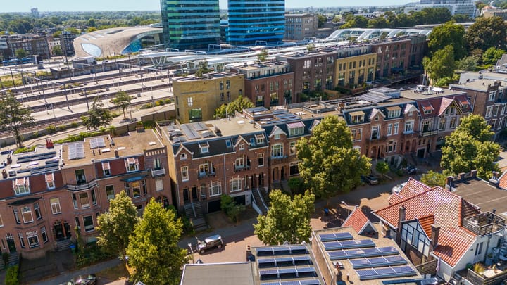 Foto 60 van Sweerts de Landasstraat 51