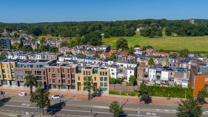 Foto 65 van Sweerts de Landasstraat 51