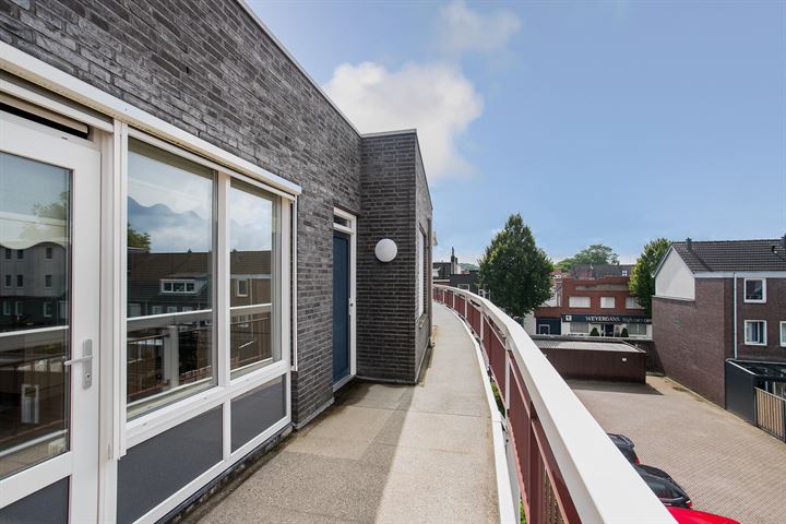 Bekijk foto 28 van Vijverhofstraat 48