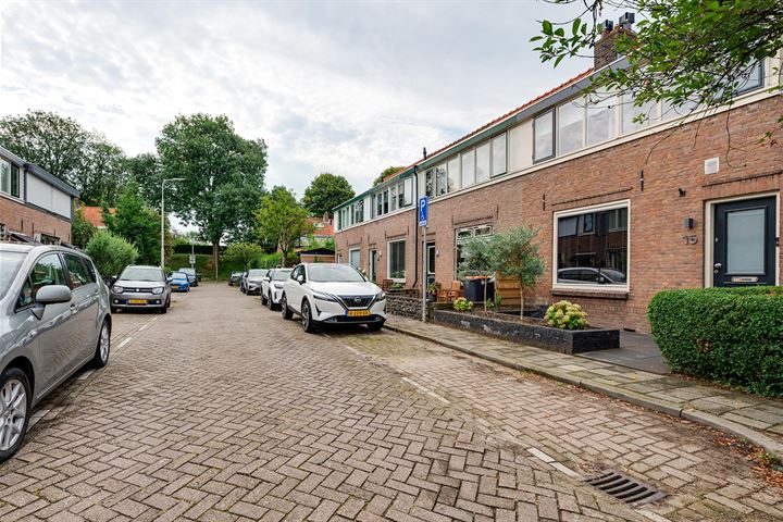 Bekijk foto 2 van Prins Hendrikstraat 15