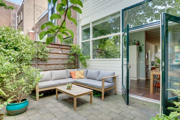 Foto 16 van Adriaanstraat 44