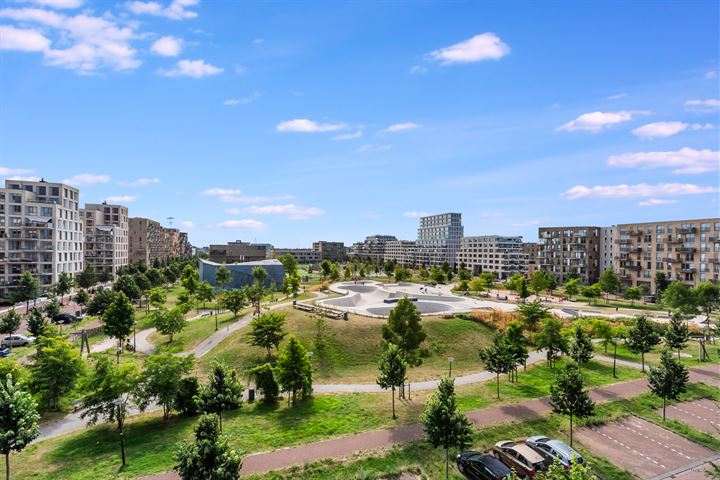 Bekijk foto 46 van Rie Mastenbroekstraat 55