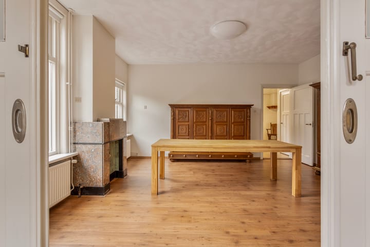 Foto 6 van Van Haestrechtstraat 6