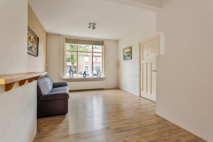 Foto 9 van Van Haestrechtstraat 6