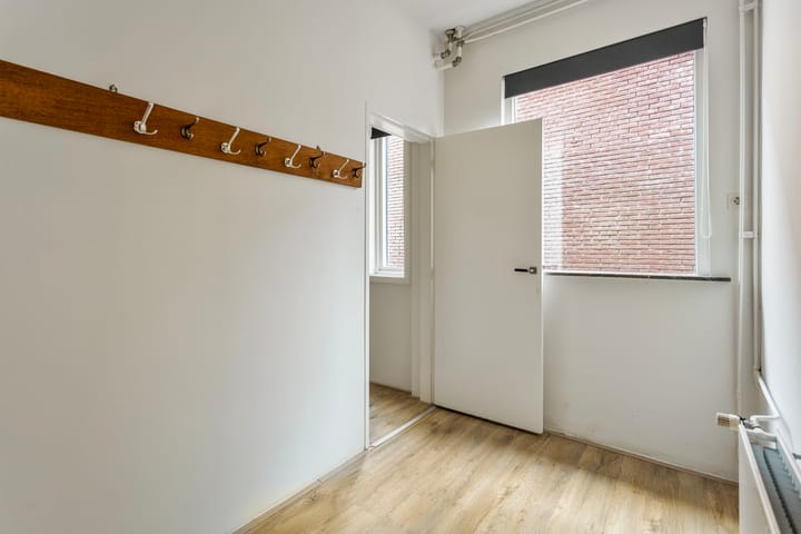 Foto 13 van Van Haestrechtstraat 6