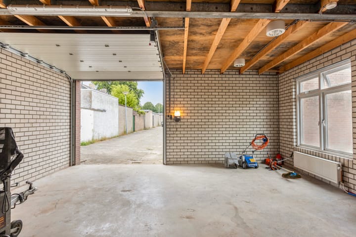 Foto 36 van Van Haestrechtstraat 6