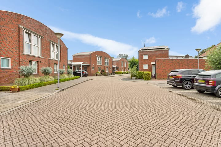 Foto 28 van Harry Bordonstraat 5