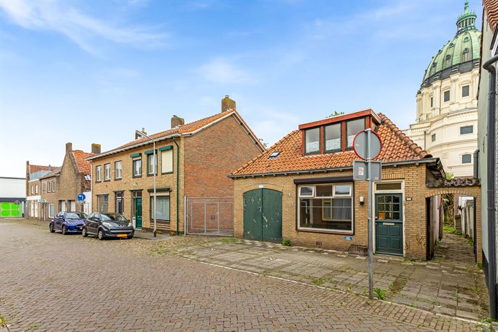 View photo 1 of Stoofstraat 14