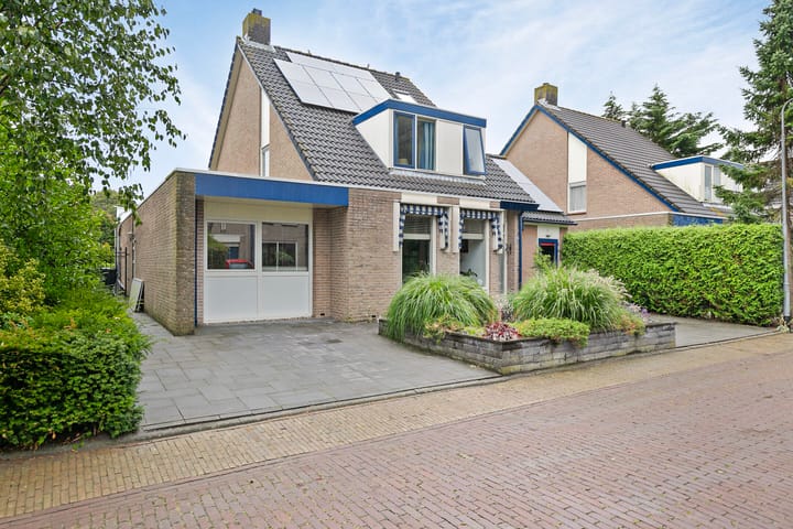 Foto 1 van Park Overwater 12