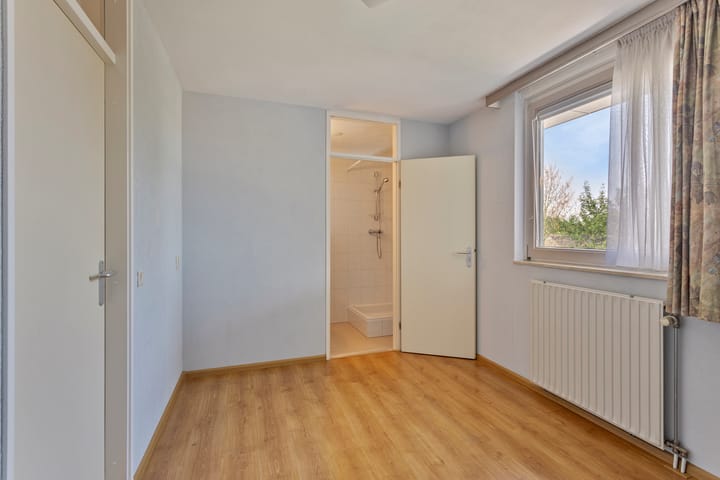 Foto 30 van Ringoven 17