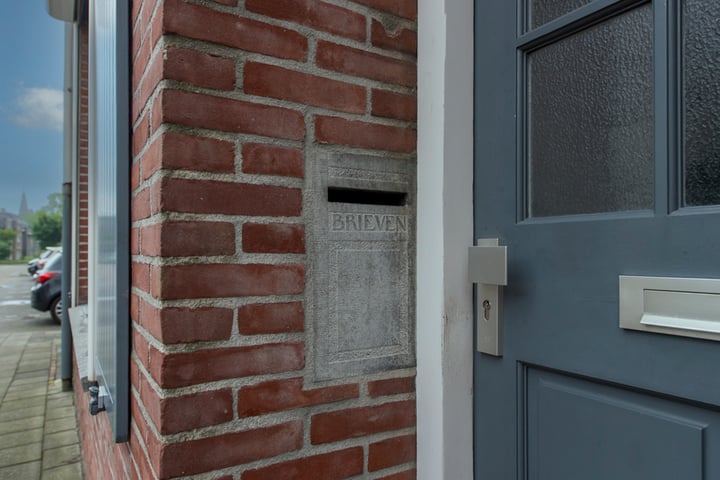 View photo 7 of Fabriekstraat 8