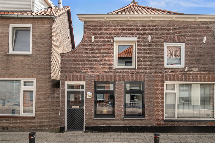 Bekijk foto 1 van Langestraat 123