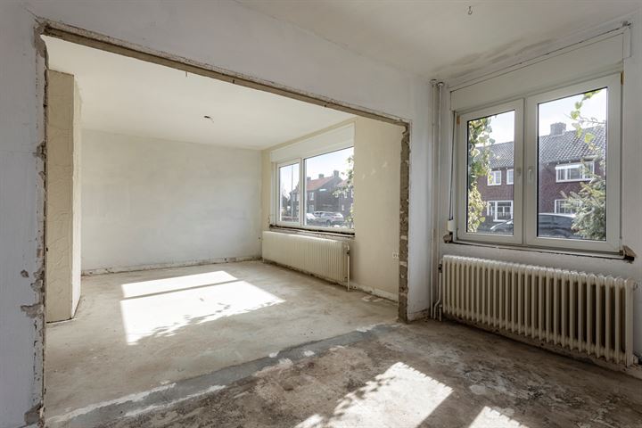 Bekijk foto 9 van Loevestraat 76