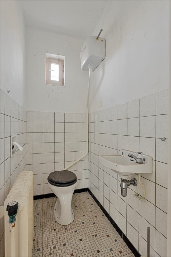 Foto 15 van Loevestraat 76